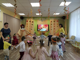 ПРАЗДНИК ОСЕНИ В ДЕТСКОМ САДУ ПРАЗДНИК ОСЕНИ В ДЕТСКОМ САДУ.